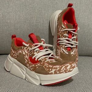 NEW UGG Calle Lace Speckled Women’s sneaker size 6.5 AUTHENTIC